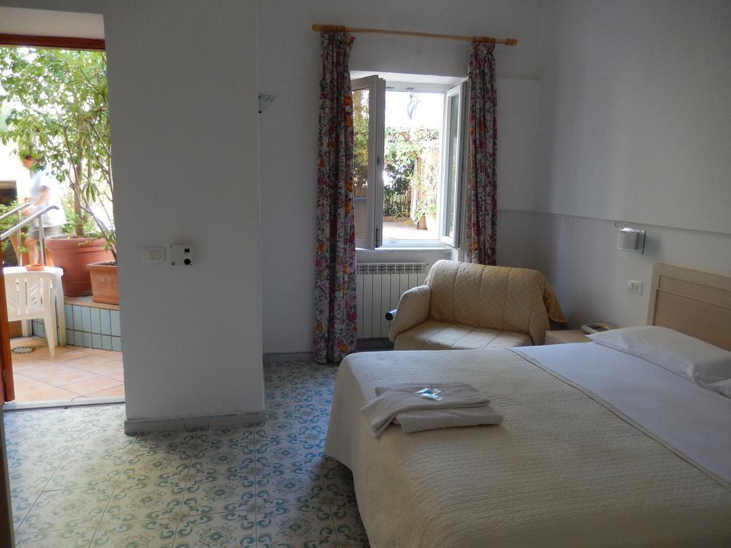 Hotel Europa Ischia Kültér fotó